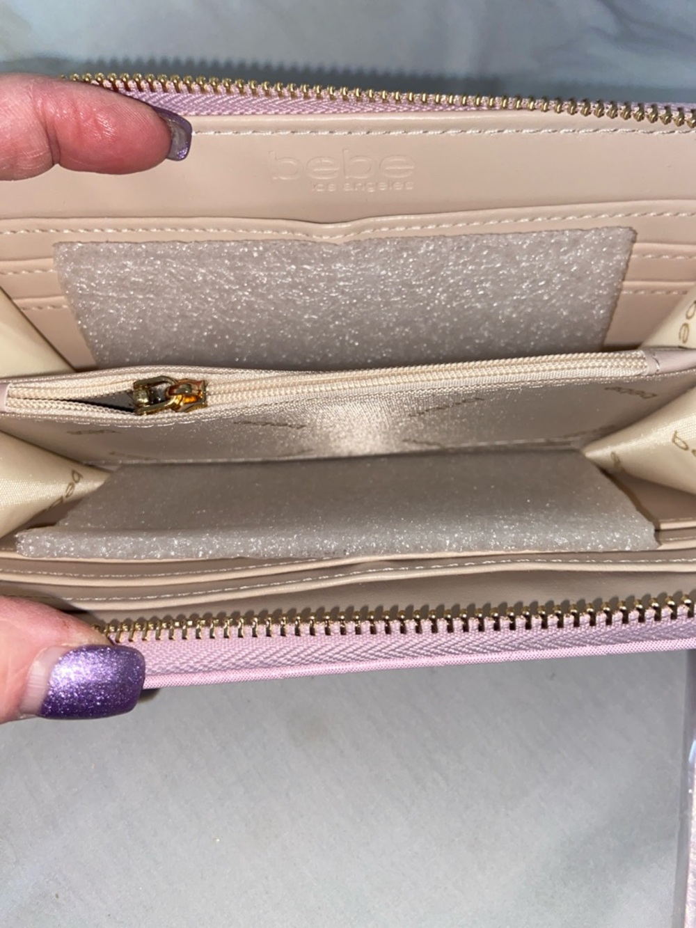 Bebe Metallic Jenna Wallet NWOT - Picture 3 of 4